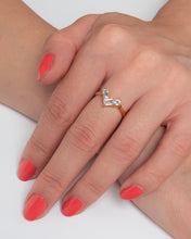 Lade das Bild in den Galerie-Viewer, Satin Corner Ring