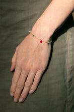 Lade das Bild in den Galerie-Viewer, Velvet Garden Armband