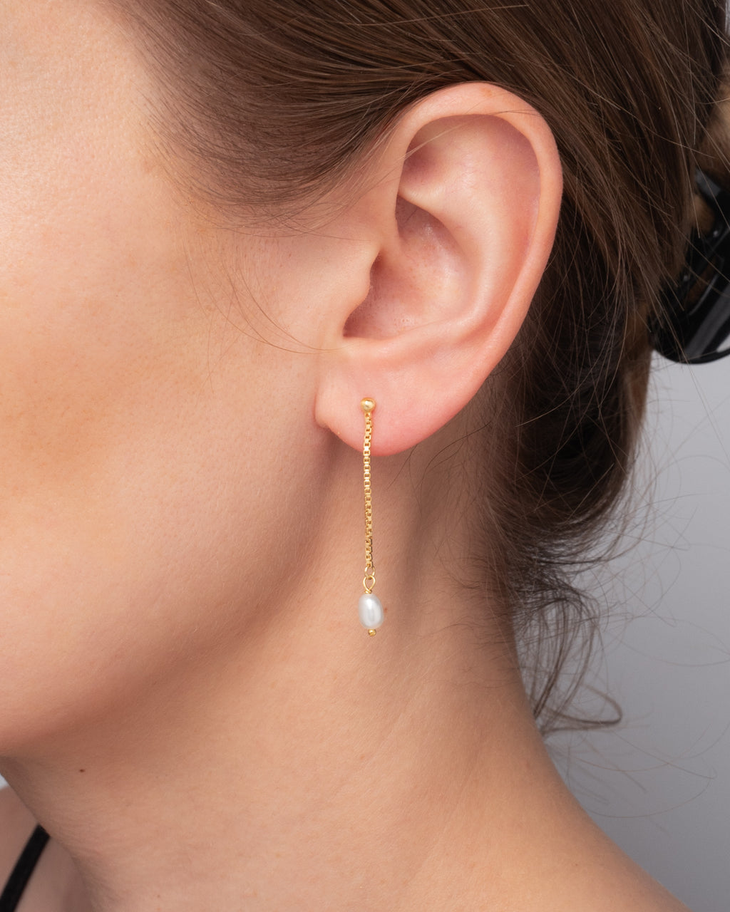 Pearl Drop Ohrring aus vergoldetem Sterling Silber mit Perle, Ansicht 2