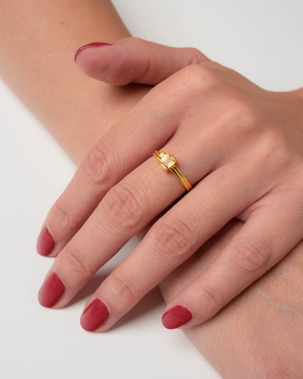 Cheek to cheek Ring – yummy yellow, Citrin aus vergoldetem Sterling Silber mit Citrin, Ansicht 2