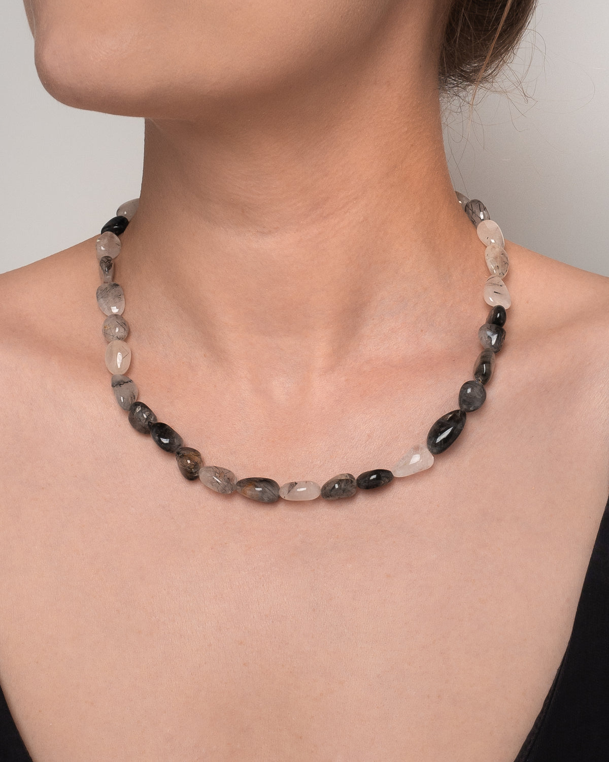 Pebble Kette aus vergoldetem Sterling Silber mit Rutilquarz, Ansicht 2
