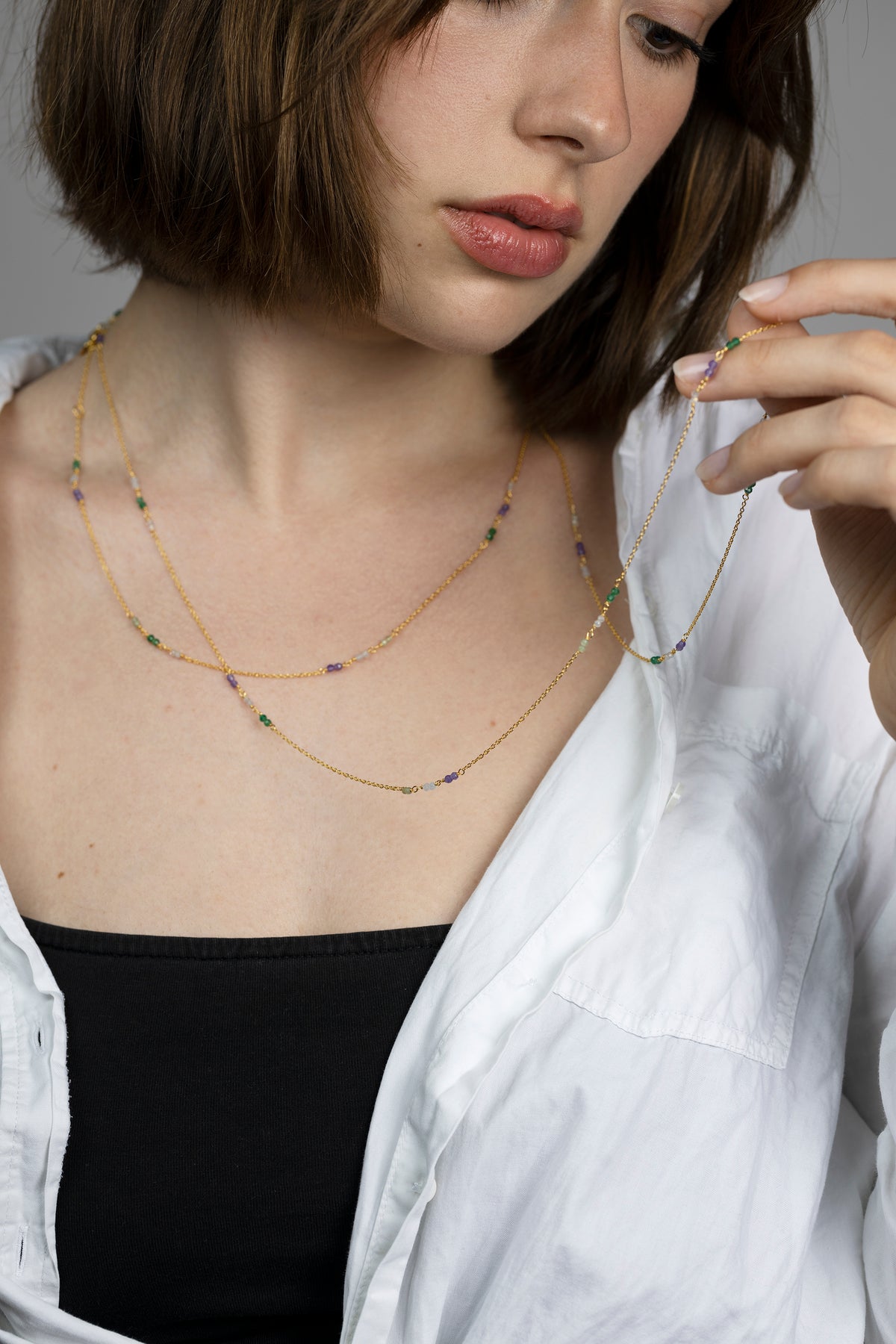 Petit Jardin Kette lang multi aus vergoldetem Sterling Silber mit grünem Onyx, blauem Chalcedon, Citrin, Amethyst, Ansicht 2