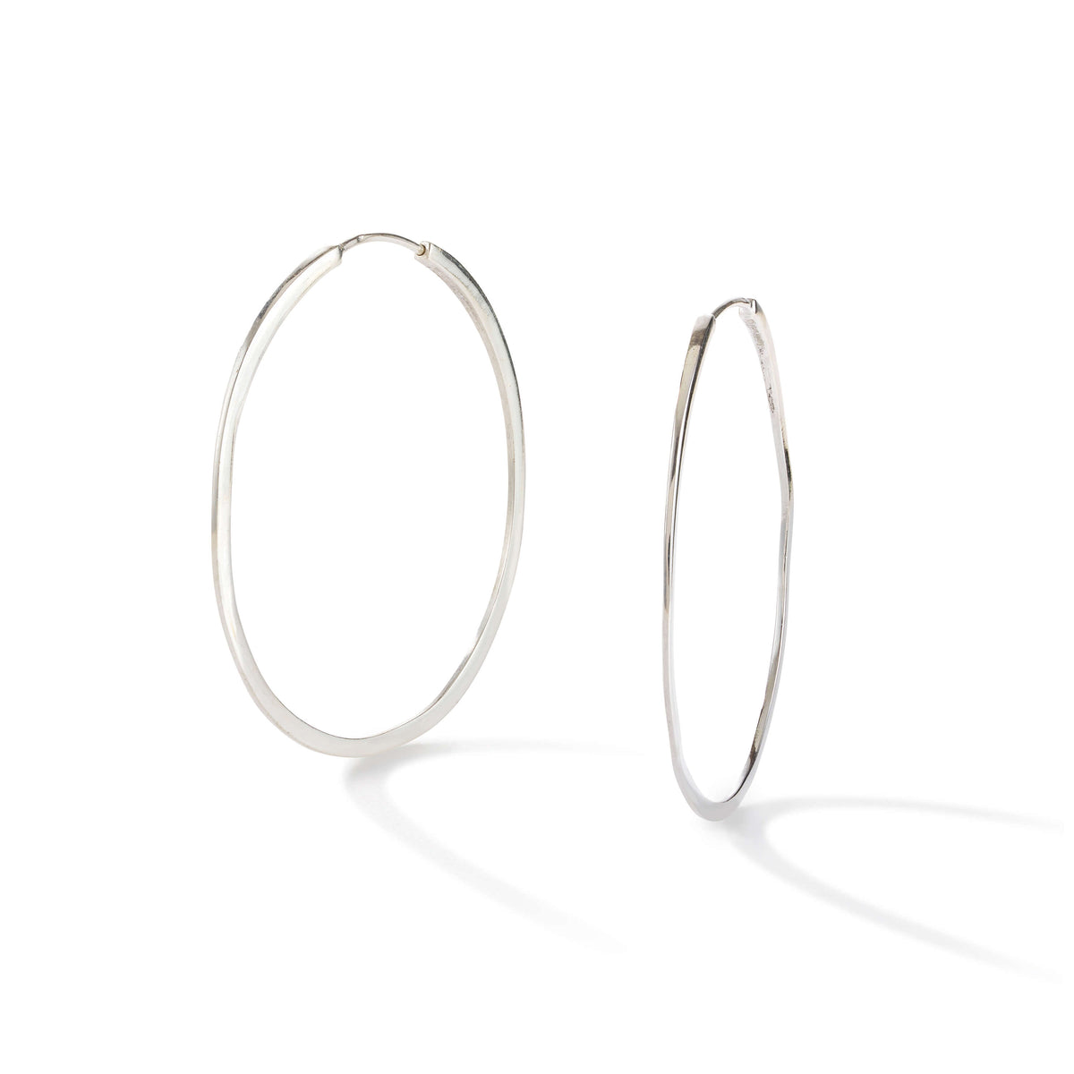 Shining Moon Ohhring aus Sterling Silber