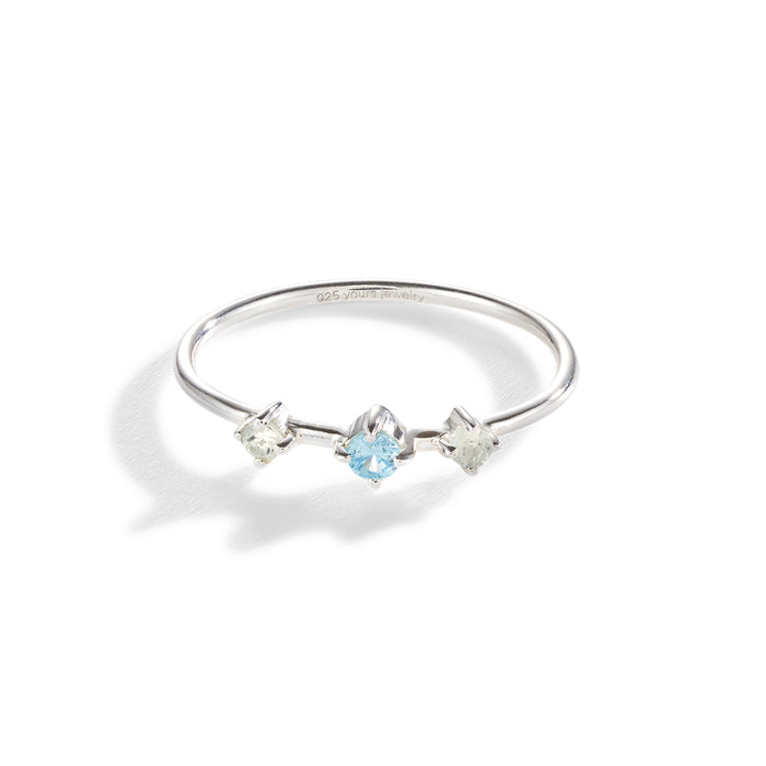 Broken Vintage Ring – milky skylight, Silber aus Sterling Silber mit Mondstein & hellblauem Topas