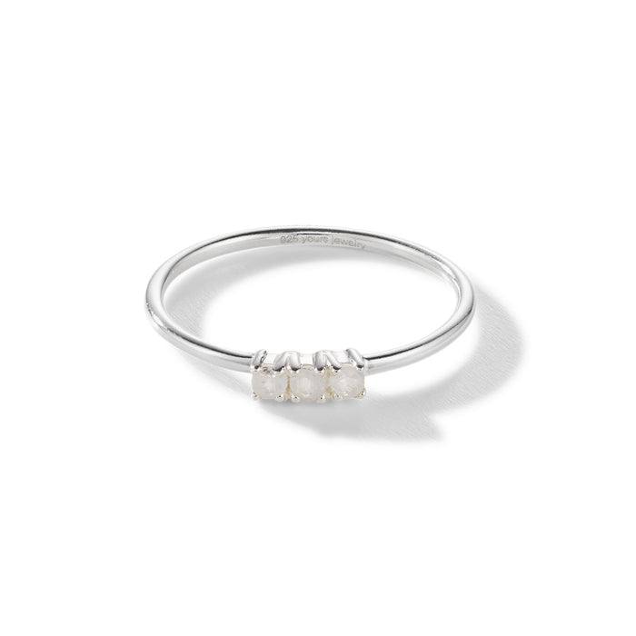 Sweet Lullaby Ring – playful white, Silber aus Sterling Silber mit Mondstein